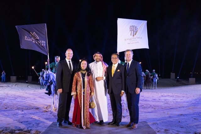 Many special guests attended the opening event including Sébastien Bazin, Chairman and CEO for Accor (far right)