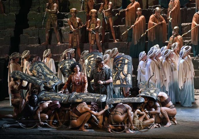 La reposición de la ópera 'Aída' en el Teatro Real tras el estreno en 1998.