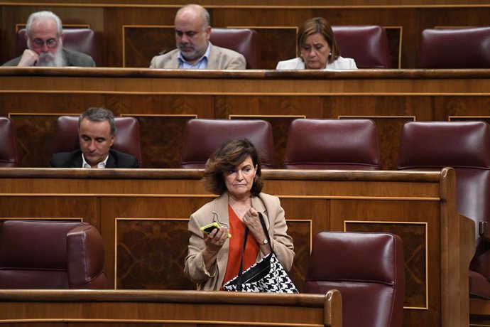 La ex vicepresidenta del Gobierno Carmen Calvo en una sesión plenaria en el Congreso de los Diputados, a 27 de septiembre de 2022, en Madrid (España). 