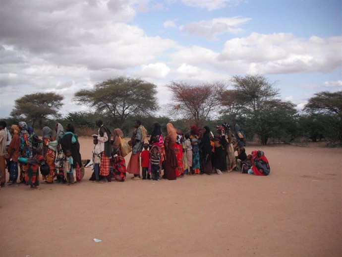 Archivo - Somalíes en los campos de refugiados de Dabaab, Kenia