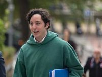 'El Pequeño Nicolás' asegura que afronta su nuevo juicio "con ánimos y fuerza": "Todo bien"