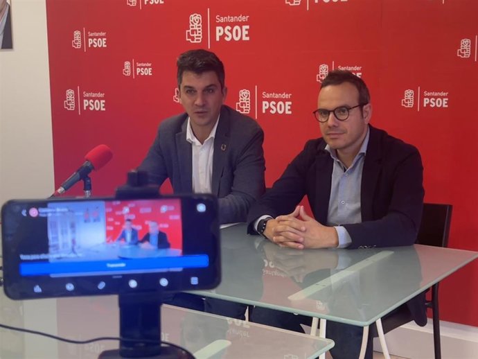 El portavoz del Grupo Socialista de Santander, Daniel Fernández