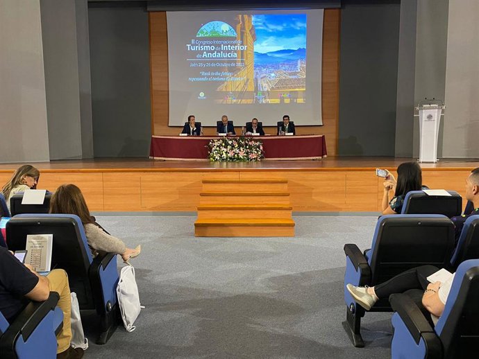 Inauguración del II Congreso Internacional de Turismo de Interior.