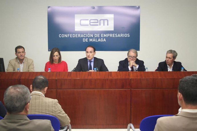 Órganos de Gobierno de la Confederación de Empresarios de Málaga, en rueda de prensa