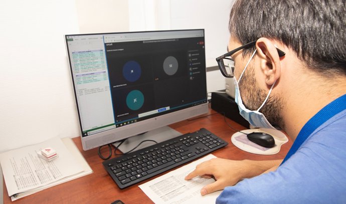 Trabajo en ordenador y formación