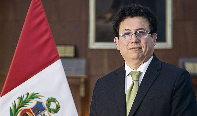 Archivo - El exministro de Exteriores de Perú Miguel Rodríguez Mackay