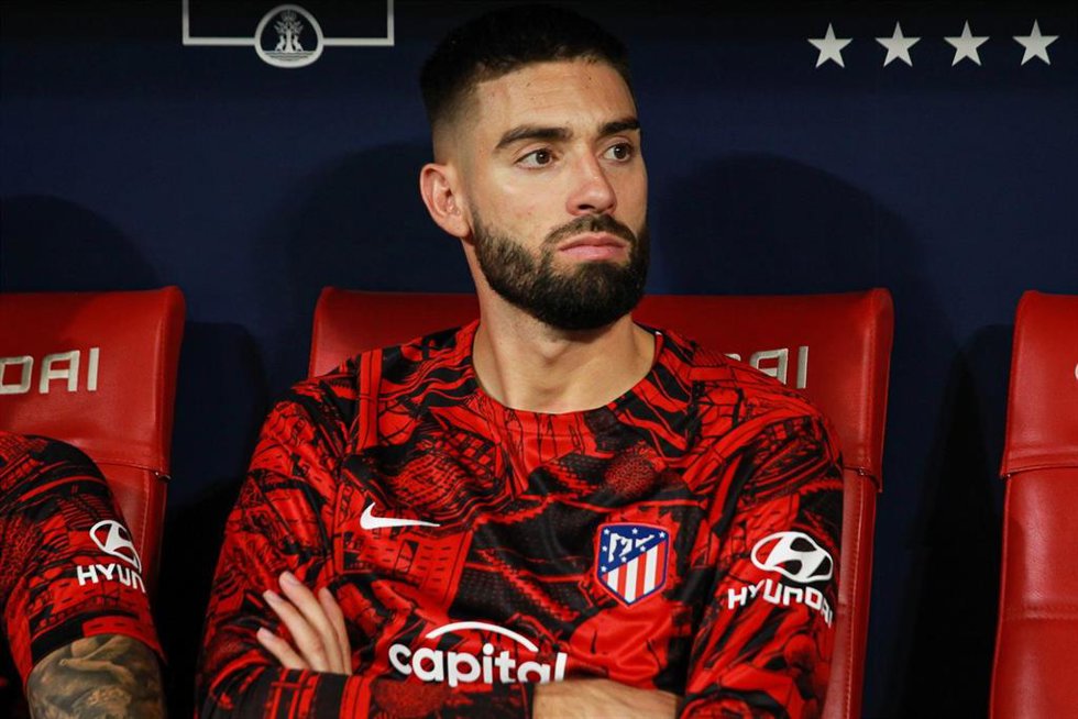 El jugador del Atlético de Madrid Yannick Carrasco, durante la temporada 2022-2023. 
