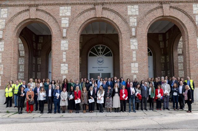 La Fundación Banco de Alimentos de Madrid entrega reconocimientos a un centenar de empresas por su colaboración en los años de la pandemia.