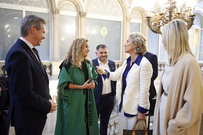 La ministra de Cohesión Territorial de Portugal, Ana Abrounhosa, junto a la presidenta de la Diputación de Pontevedra, Carmela Silva, y el delegado del Gobierno en Galicia, José Miñones