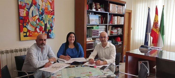 Los alcaldes de Fuente Vaqueros, Santa Fe y Chauchina, José Manuel Molino, Manuel Gil y Cristina González.