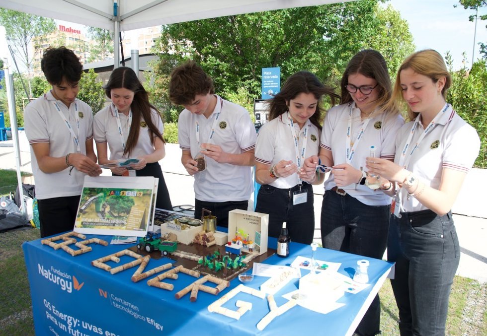 Alumnos participantes del certamen Tecnológico Efigy de Fundación Naturgy
