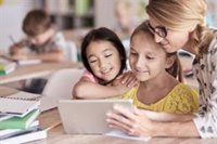 Nuestros hijos en las redes sociales, ¿cómo educarles para que protejan su privacidad y seguridad?