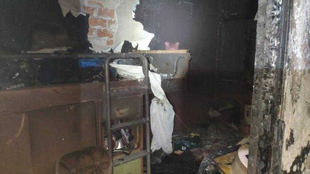 Vivienda afectada por un incendio en calle Hurtado
