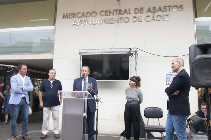 Presentación del servicio de compras on line en los mercados de Cádiz.