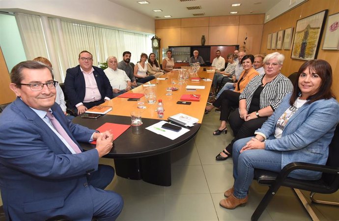 Reunión de la Diputación de Granada y Agramece.
