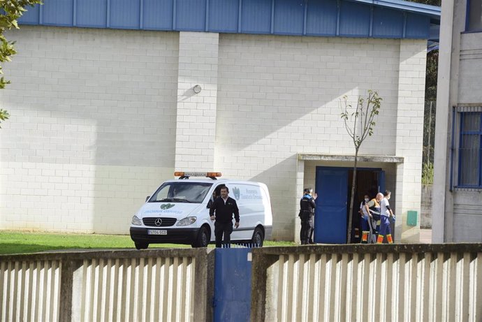 Instituto donde se ha producido este miércoles el fallecimiento de un adolescente tras hundirse un muro, en Ourense.
