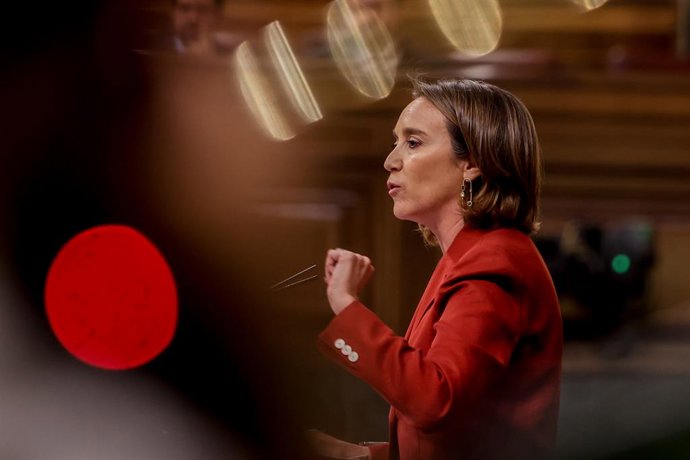 La portavoz parlamentaria del PP en el Congreso, Cuca Gamarra,  durante un debate de totalidad del Proyecto de Ley de Presupuestos Generales del Estado para el año 2023, en el Congreso de los Diputados, a 26 de octubre de 2022, en Madrid (España).  A pe