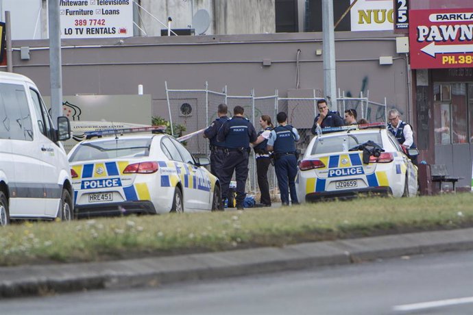 Archivo - Imagen de archivo de Policías tras el atentado en Nueva Zelanda