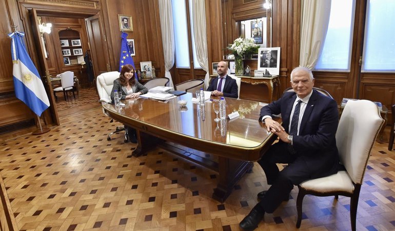 Política