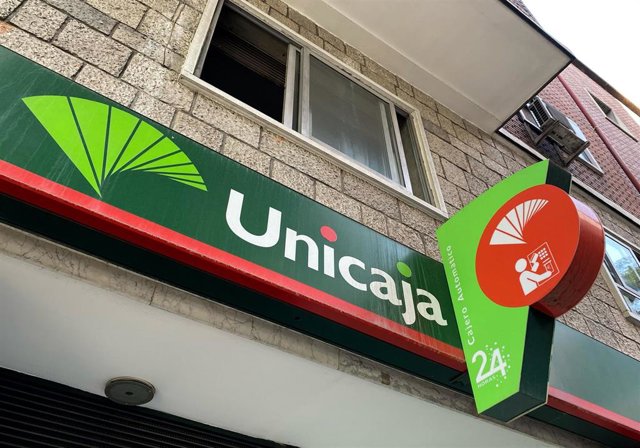 Archivo - Oficina de Unicaja