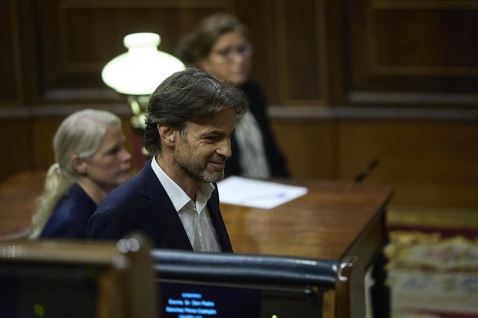 El presidente del grupo parlamentario de Unidas Podemos y En Comú Podem en el Congreso, Jaume Asens, durante una sesión plenaria en el Congreso de los Diputados, a 27 de octubre de 2022, en Madrid (España). 