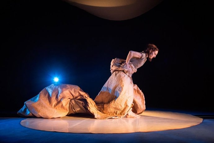 El espectáculo infantil de danza Malebable se sube este domingo 30 de octubre.