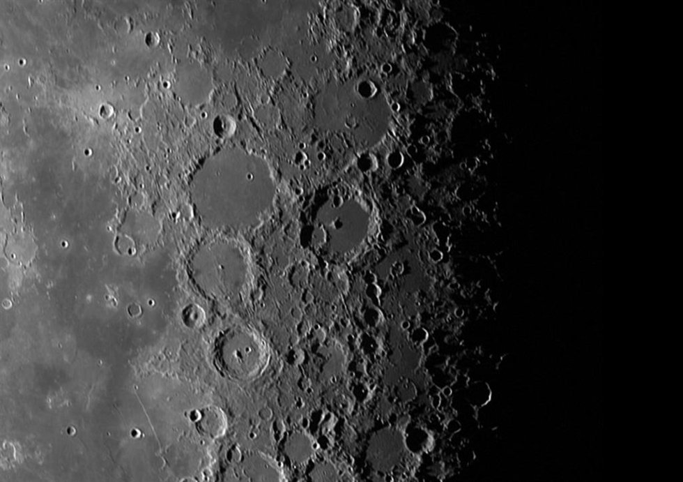 Area de la superficie lunar captada por la misión Lucy de la NASA
