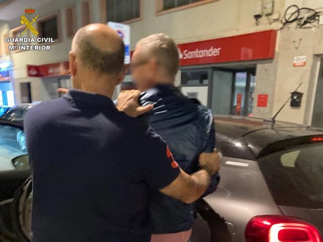 Nota De Prensa 27 De Octub Detenido Fugitivo Por Estafas Relacionadas Con El Sector Inmobiliario De Lujo