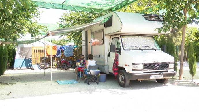 Archivo - Camping a comienzo  temporada estival
