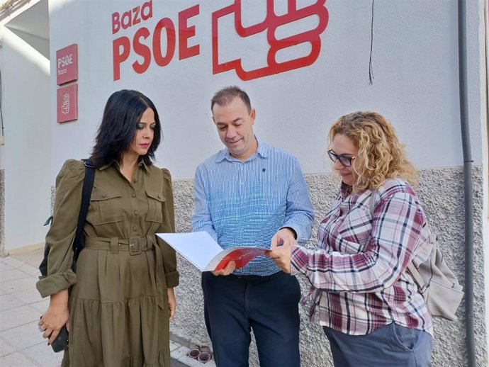 PSOE presenta mociones en ayuntamientos para pedir a la Junta un plan de ayudas para las explotaciones afectadas por la viruela.