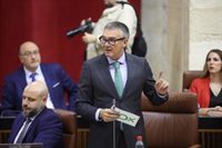 Vox critica que la Junta intente "tapar la realidad" con el 4D y Moreno le pide hacer propuestas "serias y viables"