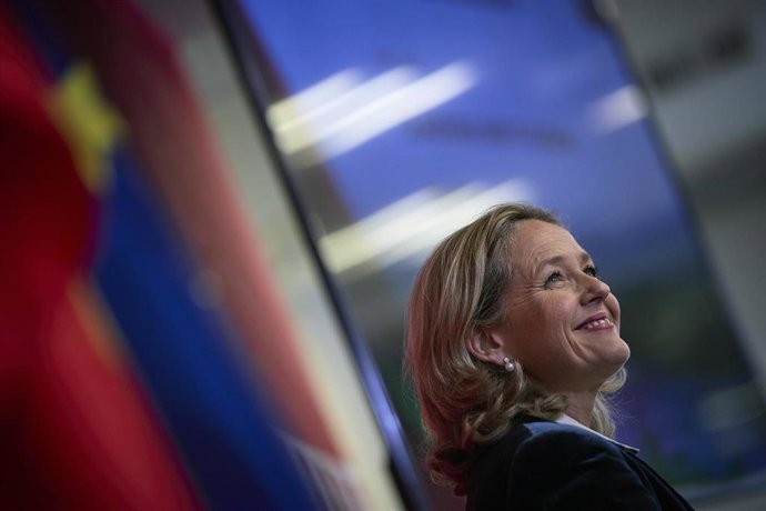 La vicepresidenta primera y ministra de Asuntos Económicos y Transformación Digital, Nadia Calviño; durante la clausura de la jornada 'Hacia unas finanzas más sostenibles', en la sede de la Comisión Nacional del Mercado de Valores (CNMV), a 26 de octubr