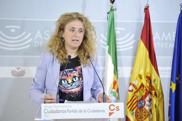 La diputada de Ciudadanos Encarna Martín, valora los datos de la EPA