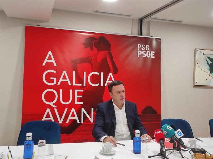 El secreatario xeral del PSdeG, Valentín González Formoso, este jueves en la presentación del Plan de Refuerzo e Inversión Social y Económica