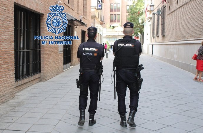 Agentes de la Policía Nacional.