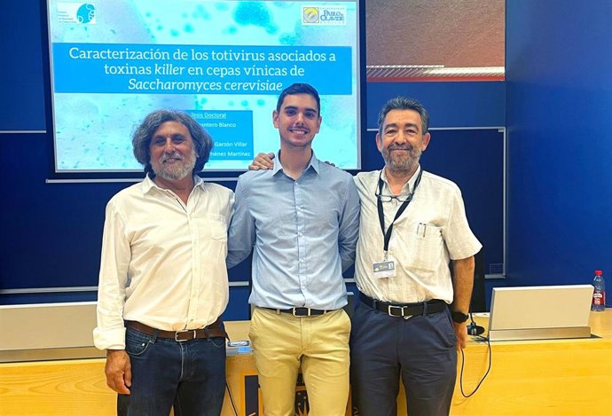 Los investigadores de la UPO J.Jiménez, A.Quintero y A.Garzón.