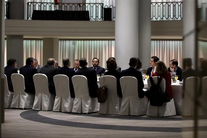 El presidente del Partido Popular de Castilla-La Mancha, Paco Núñez, ha presentado su proyecto de alternativa política para Castilla-La Mancha ante directivos