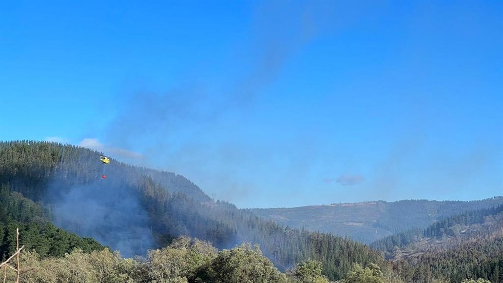 Euskadi amplia hasta el viernes la alerta por riesgo de incendios por viento sur, temperaturas altas y vegetación seca