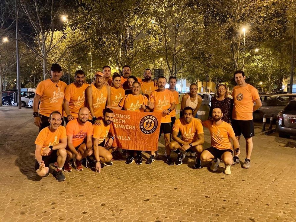 Imagen de los 'Beer Runners'.