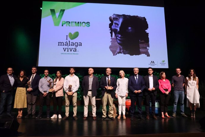 Diputación entrega los Premios Málaga Viva y reconoce la labor de los divulgadores contra el cambio climático.