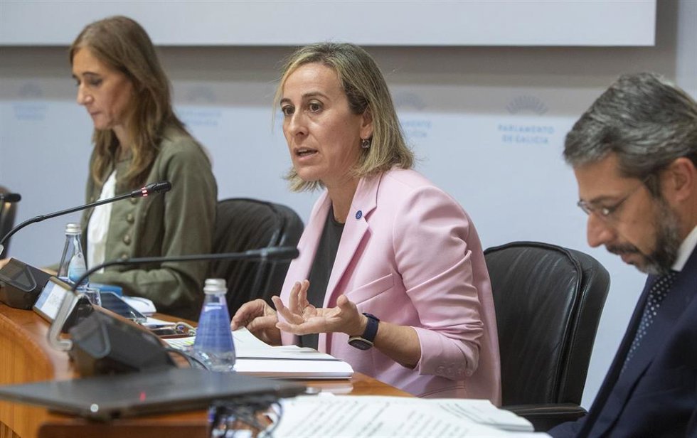 La conselleira de Infraestruturas e Mobilidade, Ethel Vázquez, comparece na Comisión 3 de Economía, Facenda e Orzamentos