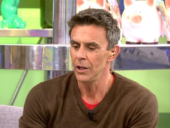 ALONSO CAPARRÓS EN EL PLATÓ DE 'SÁLVAME DIARIO'