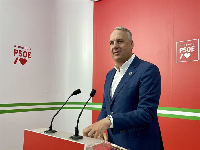 Archivo - Ruiz Boix en rueda de prensa.