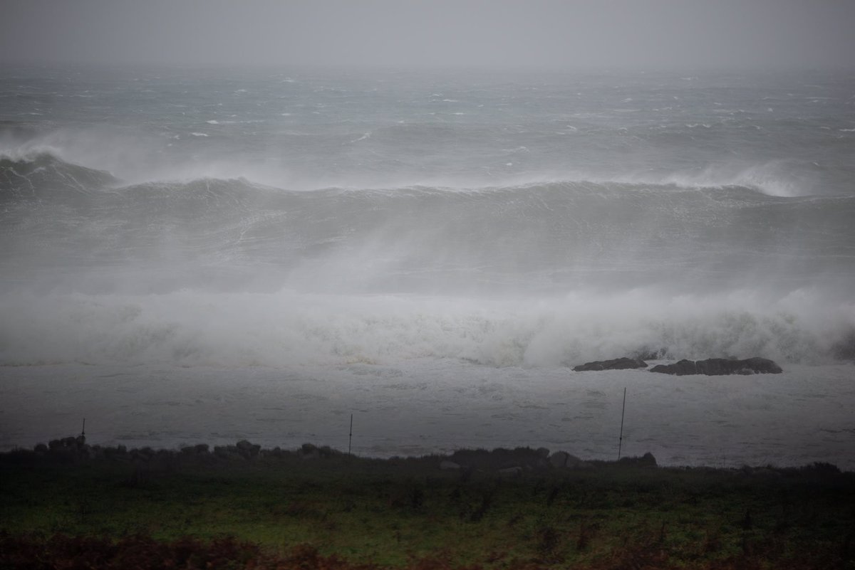 Viento Lluvia Niebla Y Olas Ponen Hoy En Riesgo A Ocho Provincias 5042