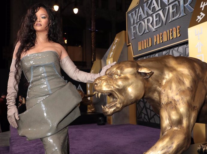 Rihanna attends the Black Panther: Wakanda Forever World Premiere