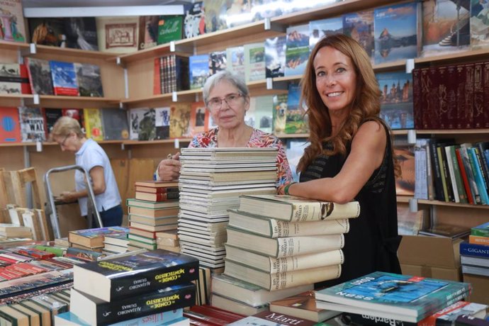 Marián Aguilar en la Feria del Libro Antiguo y de Ocasión de Córdoba.