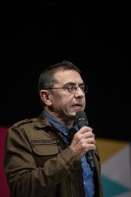 Archivo - El politólogo y cofundador de Podemos Juan Carlos Monedero en la primera jornada de la ‘Universidad de Otoño’, organizada por Podemos, en Rivas-Vaciamadrid, a 7 de octubre de 2021, en Madrid (España). La ‘Universidad de Otoño’ es un espacio de f