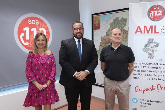 Amparo López, el vicepresidente Remírez y José Javier Boulandier, en la presentación de la aplicación