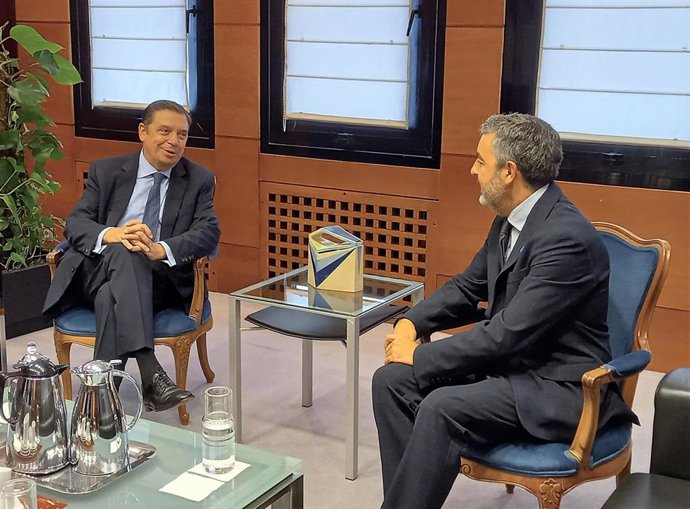Luis Planas y Alejandro Calvo