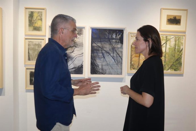 Ballesteros y Fernández, en la exposición 'El papel de lo esencial', que une las señas identitarias en Alcalá.